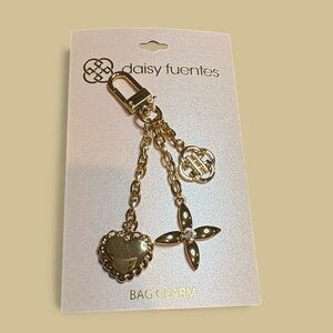 Daisy Fuentes Gold Key Holder with Heart and Flower Charms